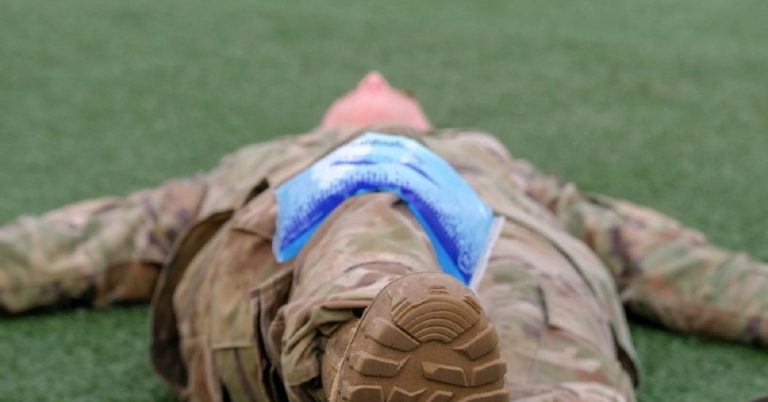 Will Knee Crepitus Prevent You from Joining the Military