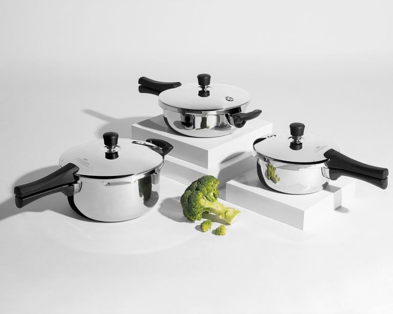 Cooker