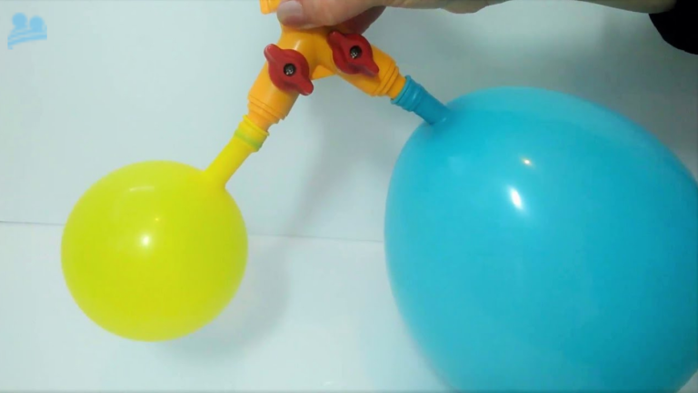 what happens as you pull down the balloon at the bottom of the model
